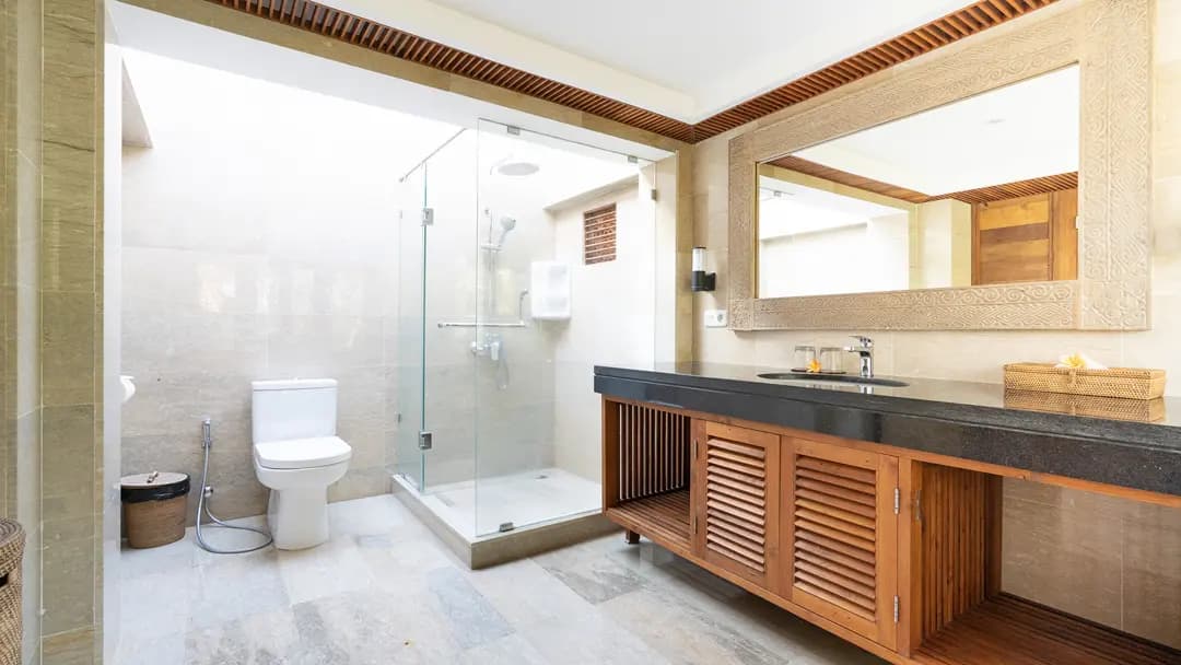 Kamar Master dan kamar mandi