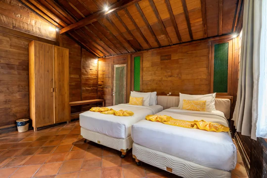Kamar Twin dan kamar mandi