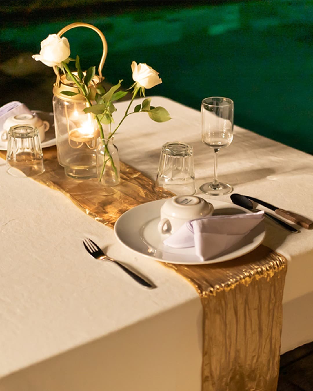 Full table, full glass #AyawanaUbud #ARMHospitality #UbudLife #BaliVillas #ExploreUbud #UbudResort #BaliAccommodation #UbudPalace #BaliLuxuryVillas #SlowLiving #InteriorDesignBali #TropicalLiving #Bat…